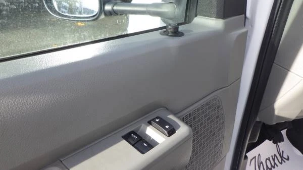 2023 Ford Econoline Van - Image 9 of 26