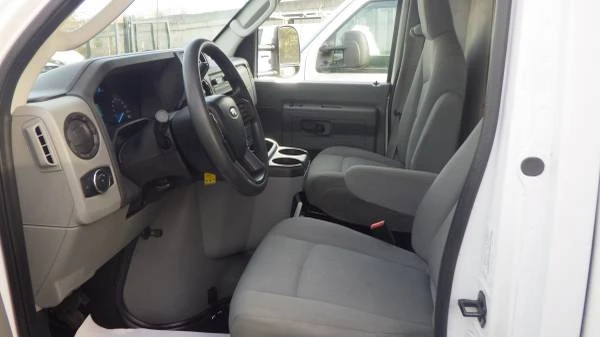 2023 Ford Econoline Van - Image 10 of 26