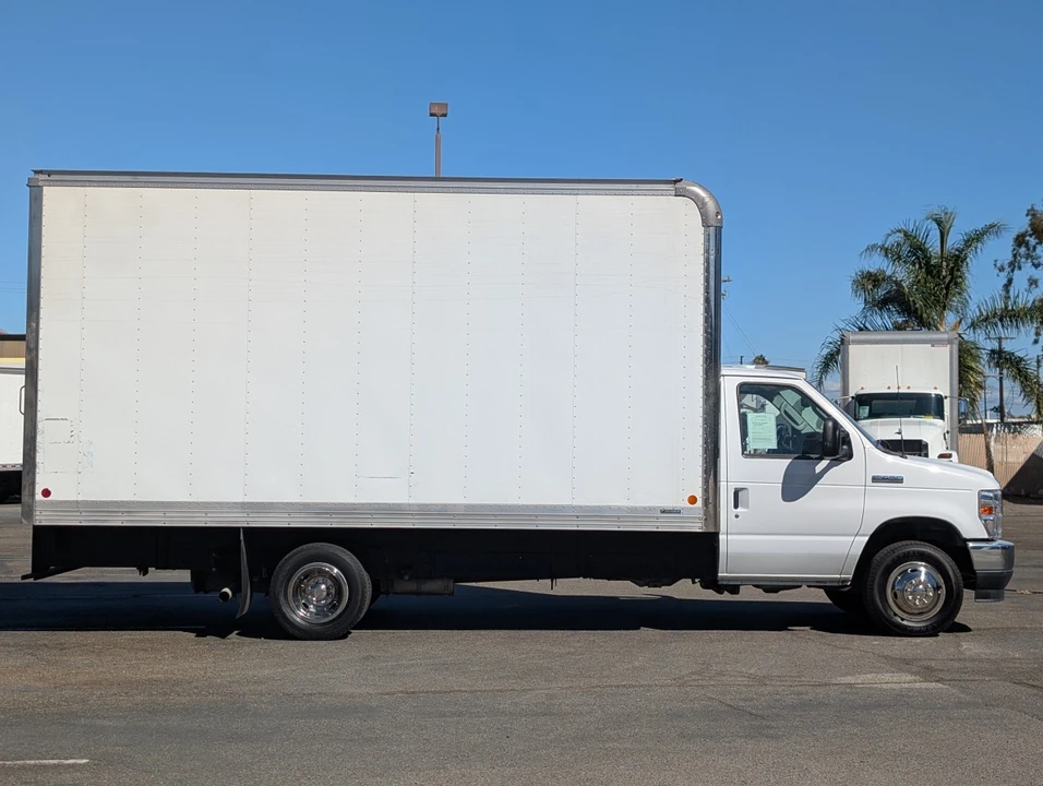 2023 Ford Econoline Van - Image 9 of 12