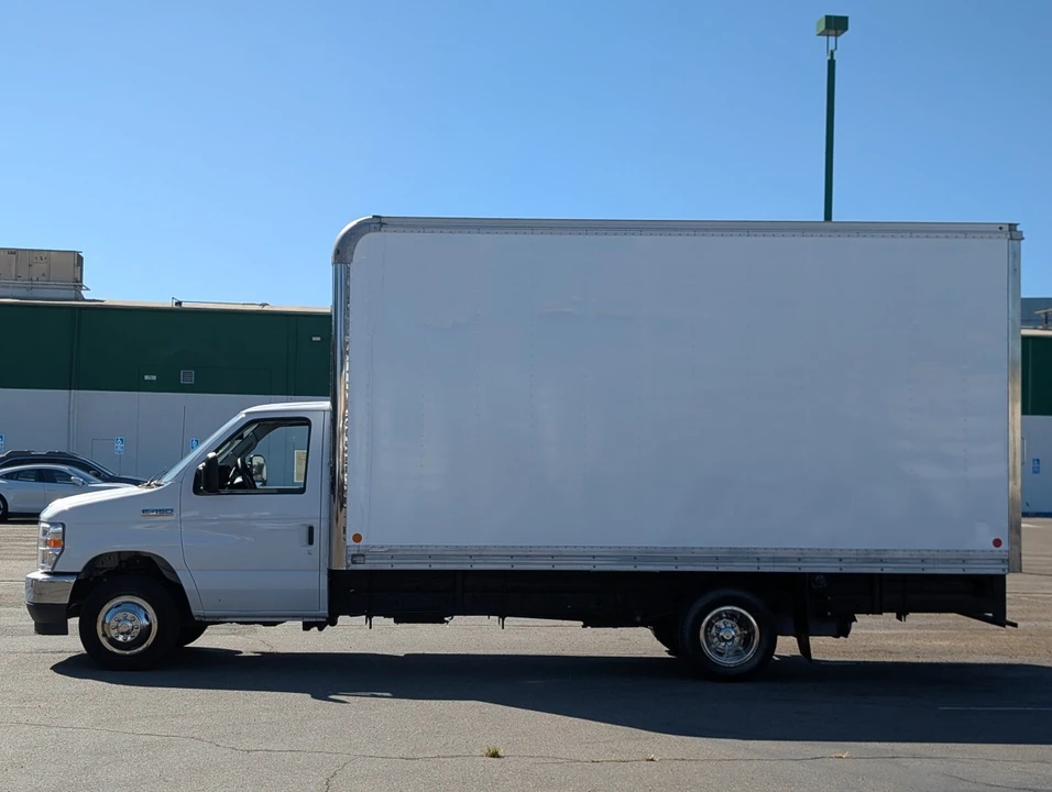 2023 Ford Econoline Van - Image 4 of 12