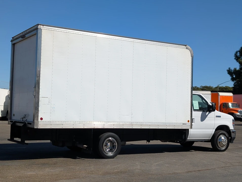 2023 Ford Econoline Van - Image 7 of 12
