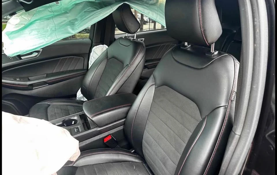 2023 Ford Edge - Image 4 of 10