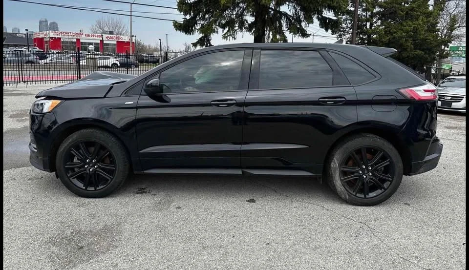 2023 Ford Edge - Image 7 of 10
