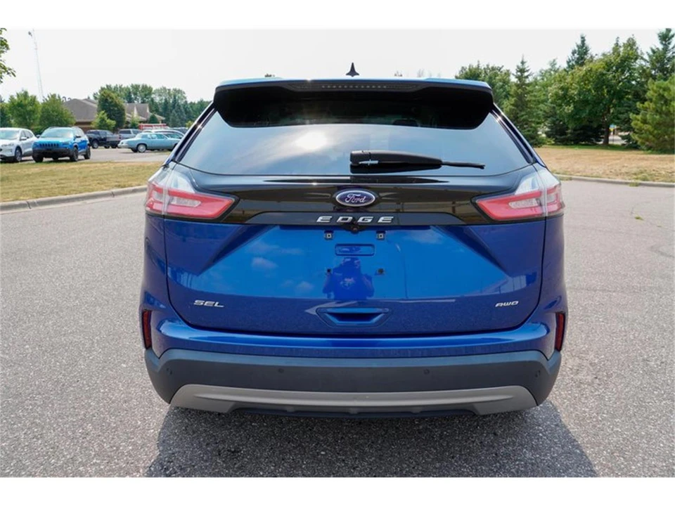 2023 Ford Edge - Image 4 of 31