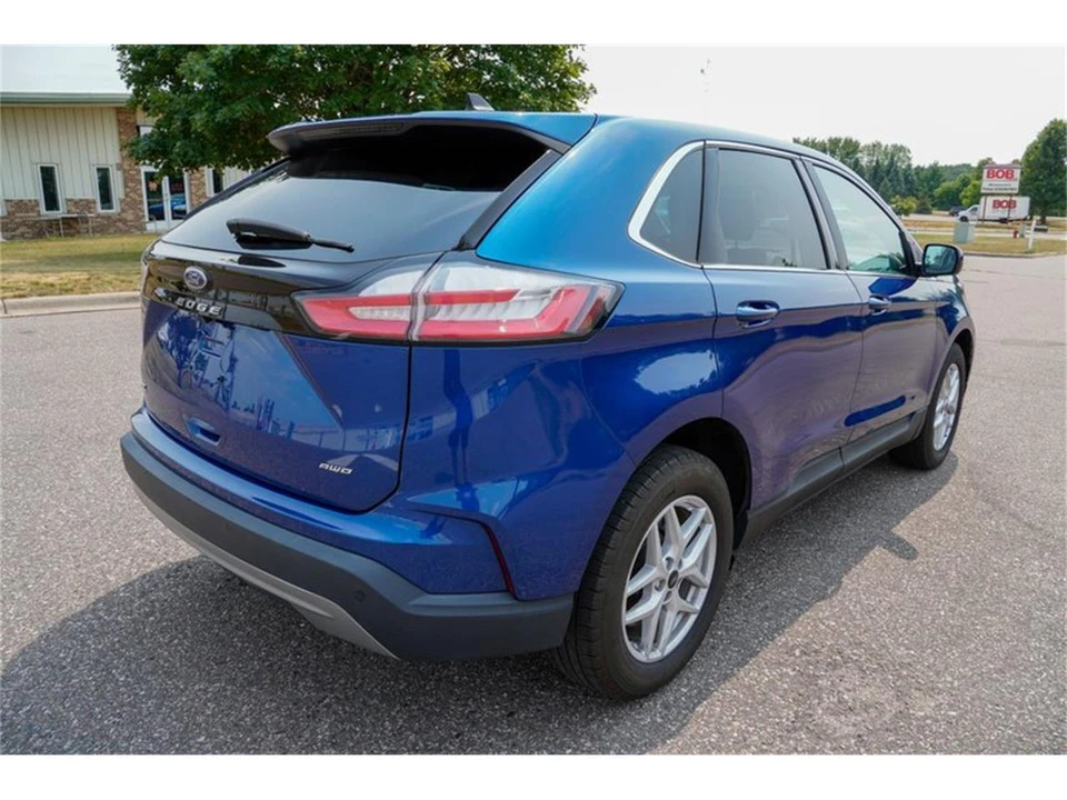 2023 Ford Edge - Image 3 of 31
