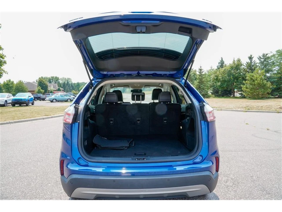2023 Ford Edge - Image 14 of 31