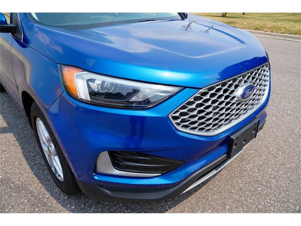 2023 Ford Edge - Image 27 of 31