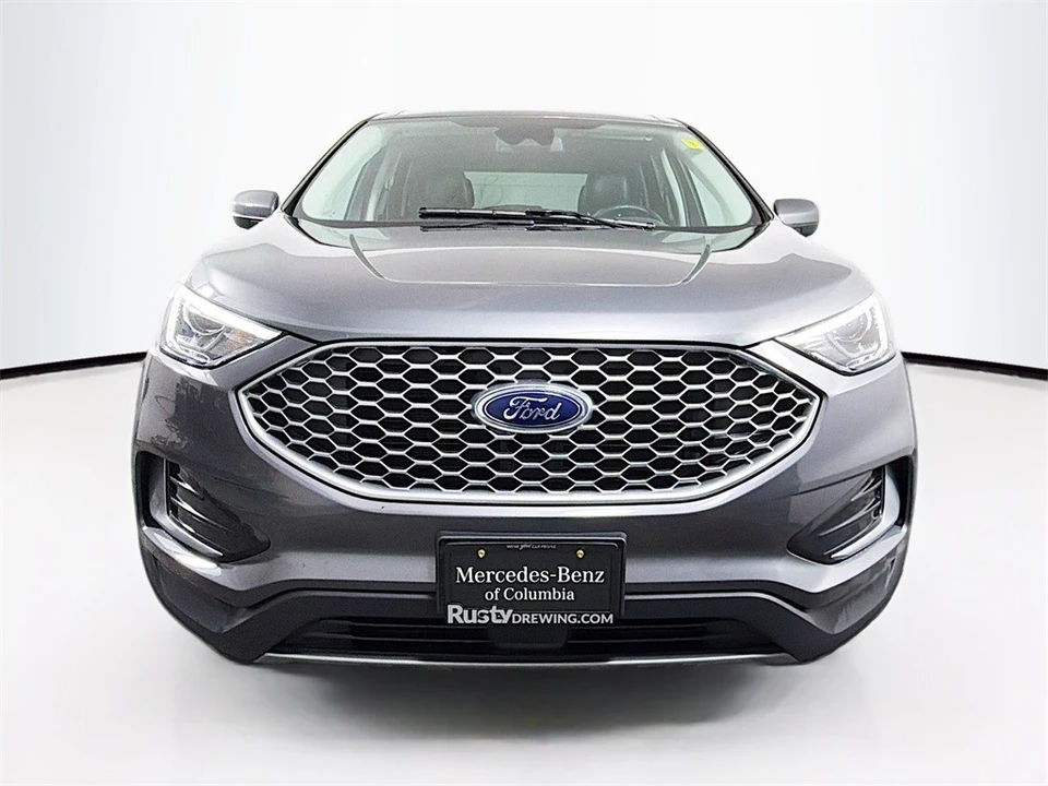2023 Ford Edge - Image 2 of 12