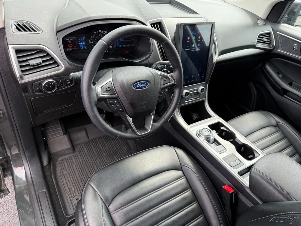 2023 Ford Edge - Image 11 of 12