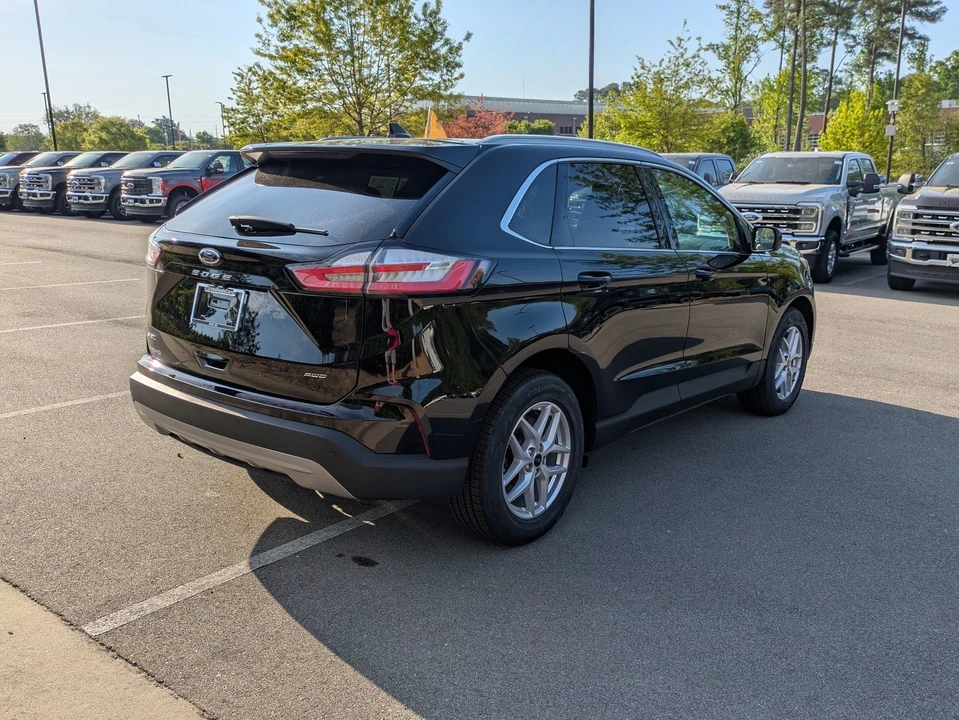 2023 Ford Edge - Image 4 of 31