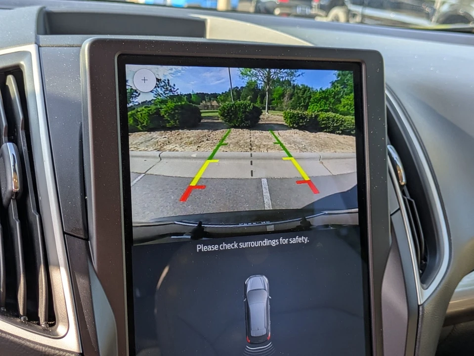 2023 Ford Edge - Image 22 of 31