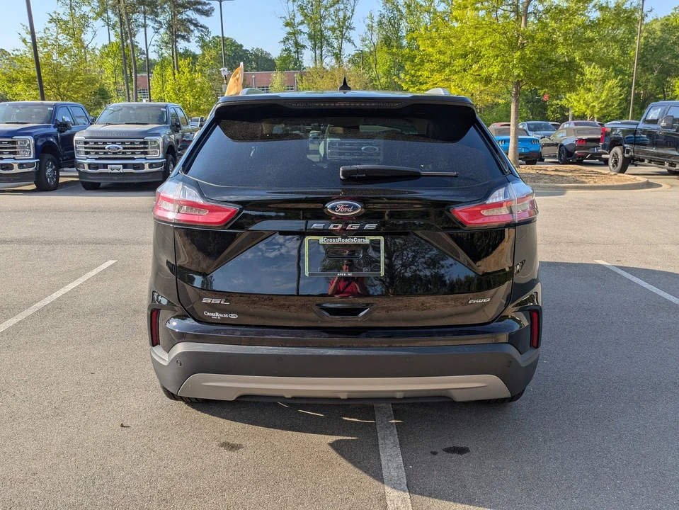 2023 Ford Edge - Image 5 of 31