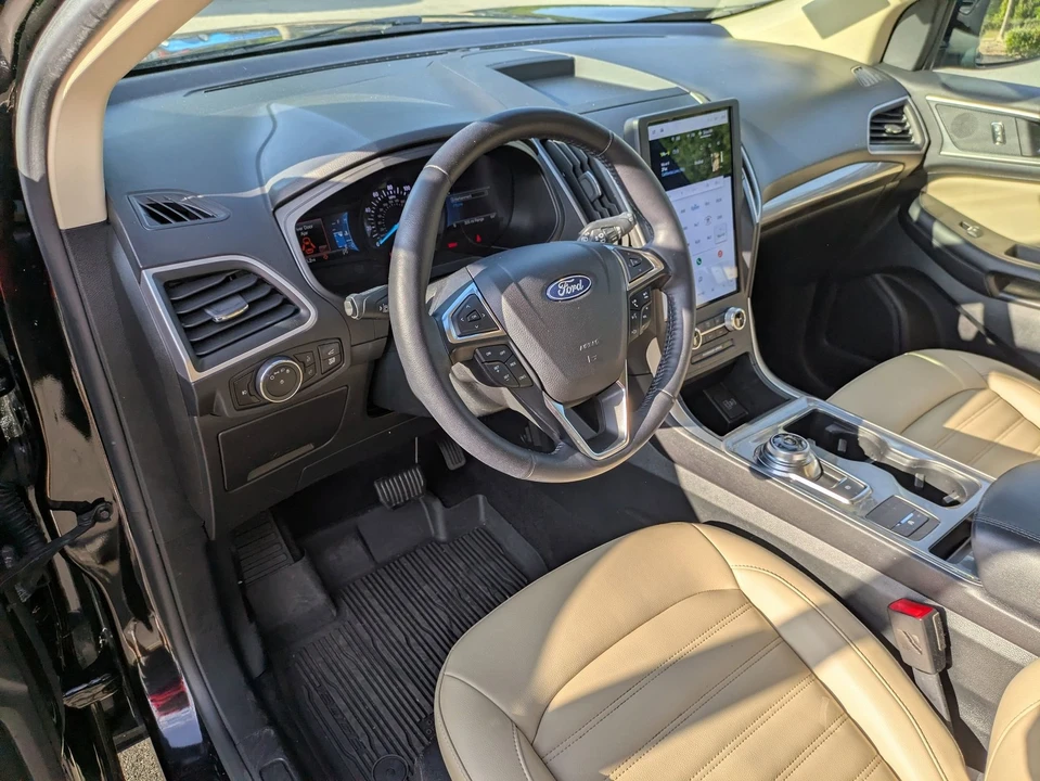 2023 Ford Edge - Image 14 of 31