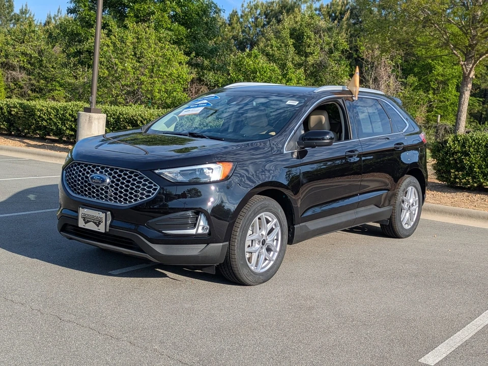 2023 Ford Edge - Image 8 of 31