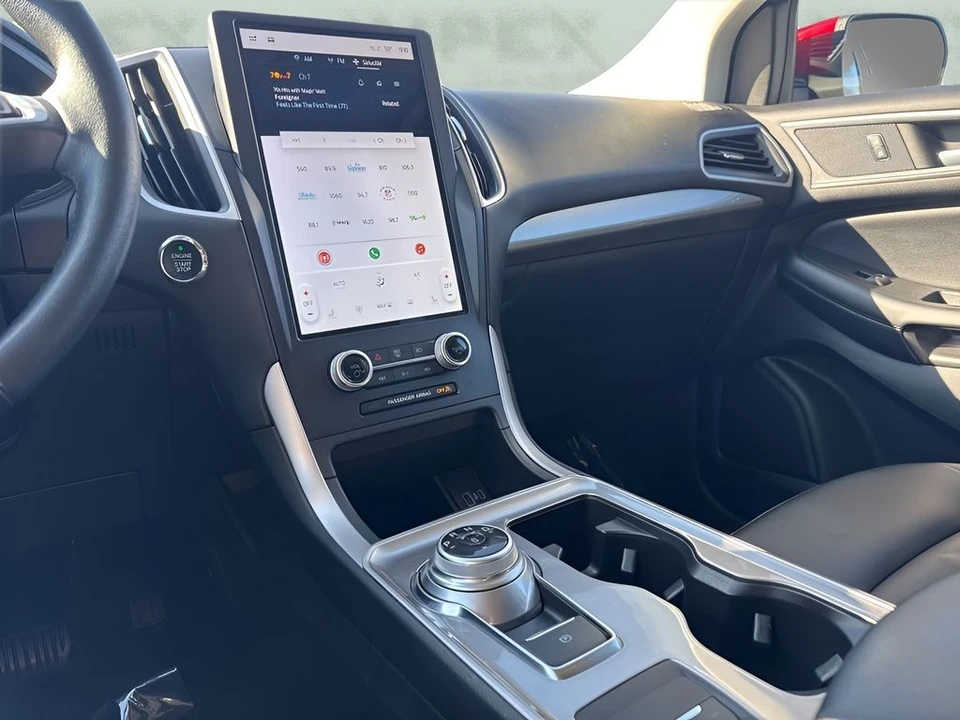 2023 Ford Edge - Image 17 of 21