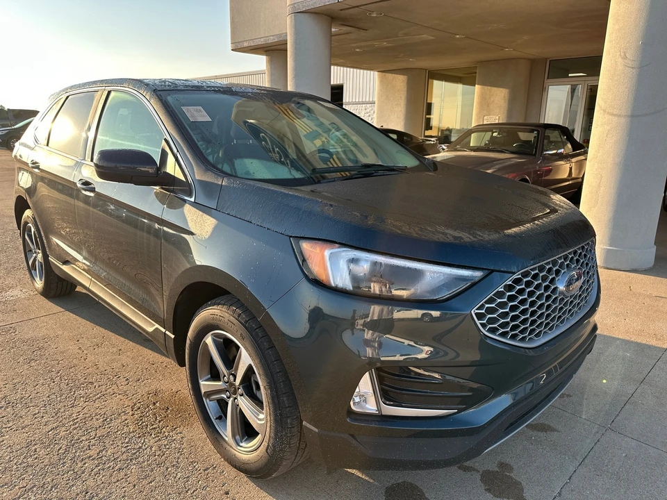 2023 Ford Edge - Image 4 of 21