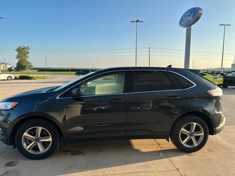 2023 Ford Edge - Image 8 of 12