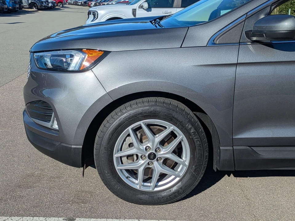 2023 Ford Edge - Image 11 of 12