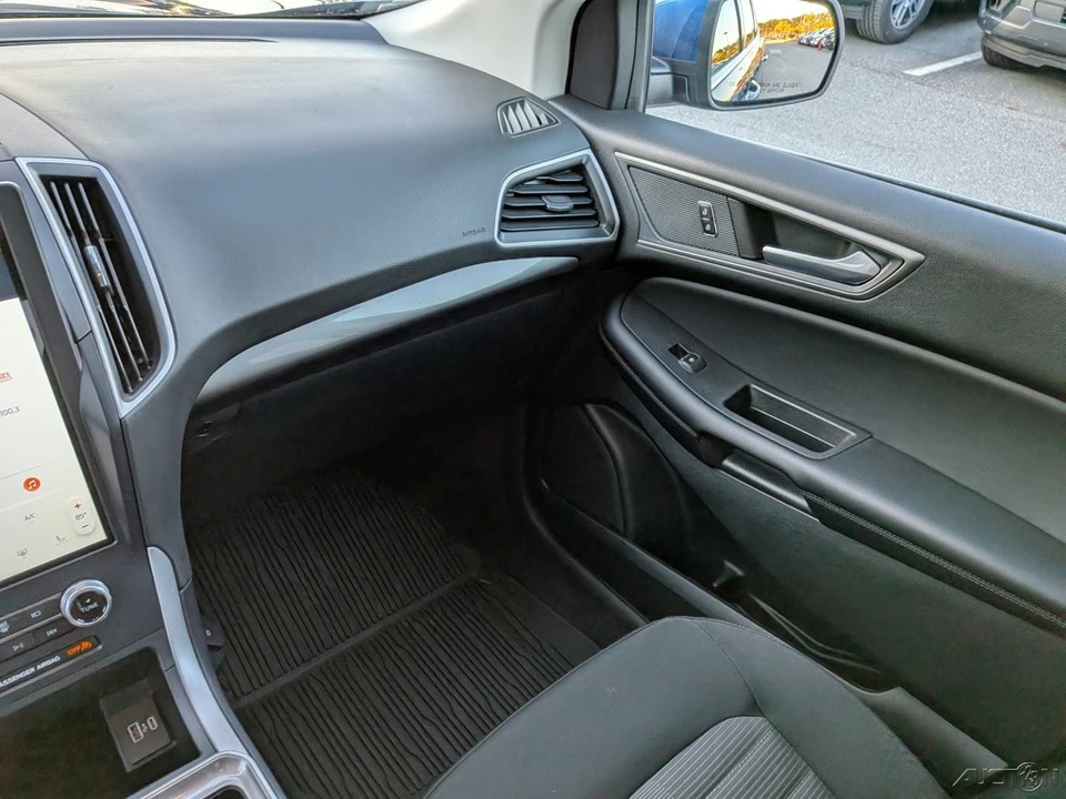 2023 Ford Edge - Image 20 of 21