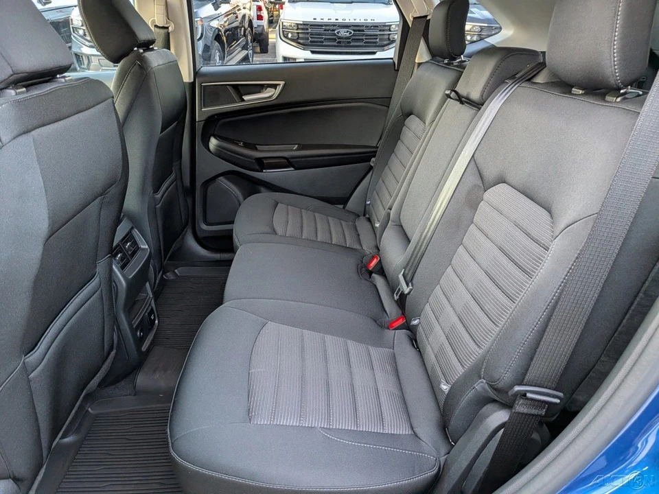 2023 Ford Edge - Image 17 of 21