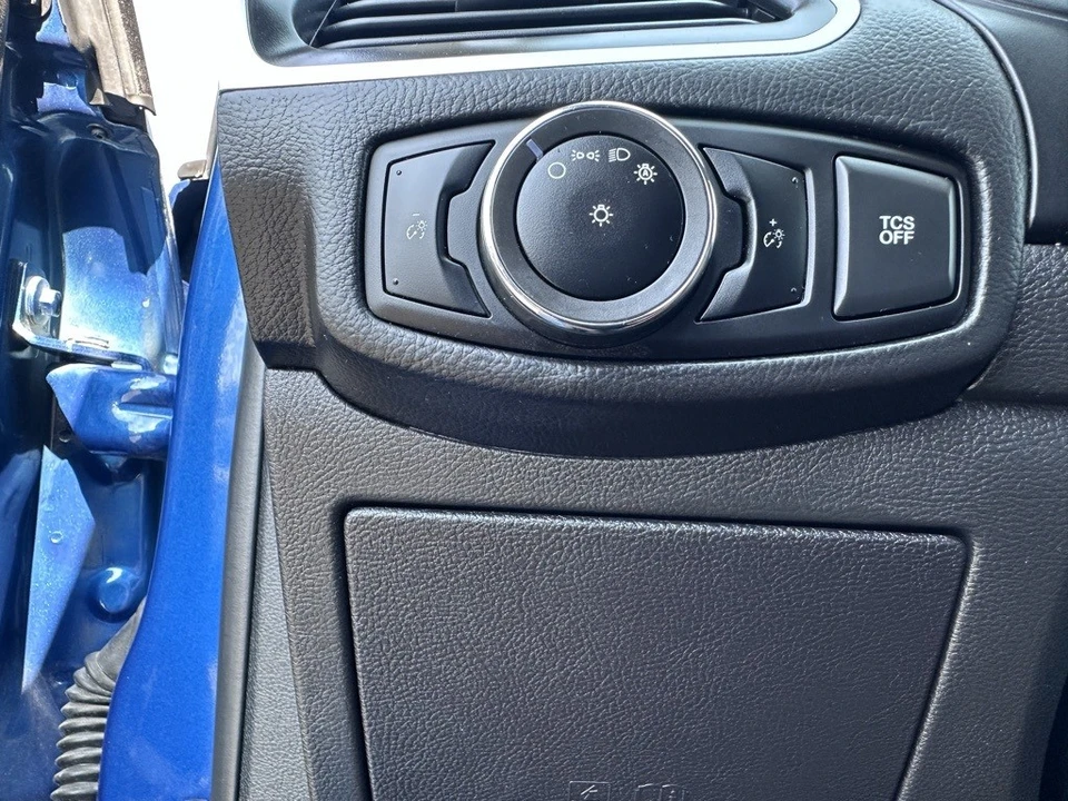 2023 Ford Edge - Image 5 of 12