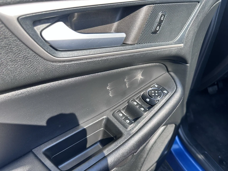 2023 Ford Edge - Image 4 of 12