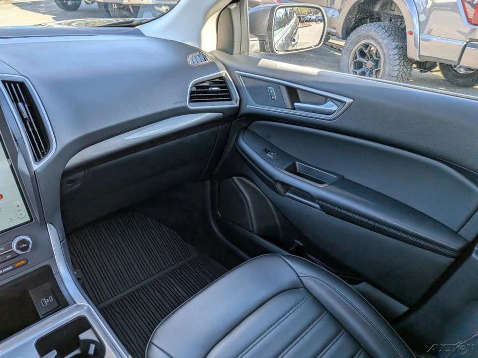 2023 Ford Edge - Image 20 of 21