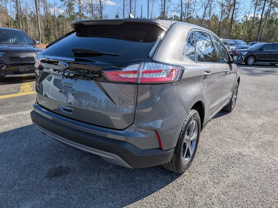 2023 Ford Edge - Image 4 of 21