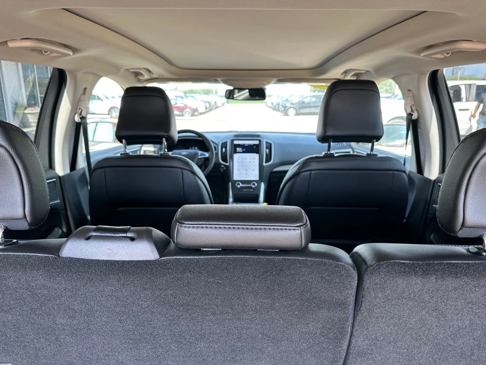 2023 Ford Edge - Image 15 of 21
