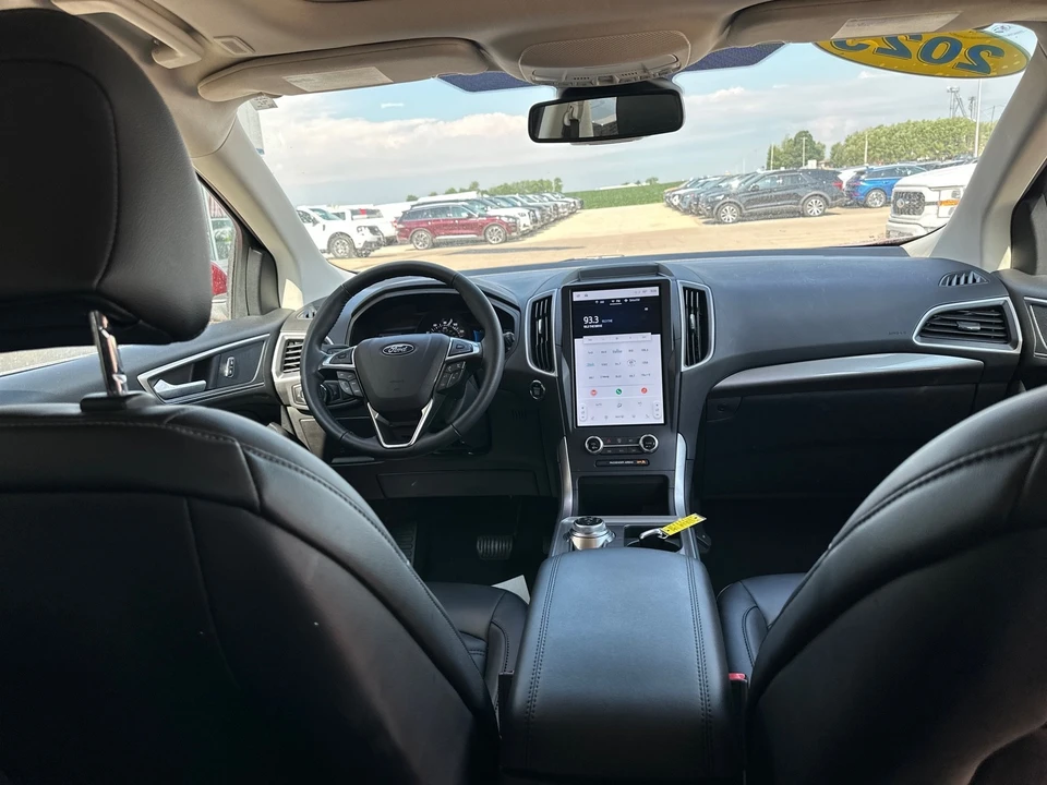 2023 Ford Edge - Image 18 of 21