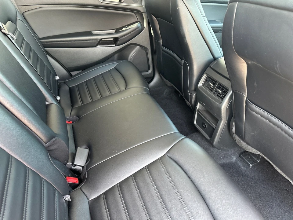 2023 Ford Edge - Image 16 of 21