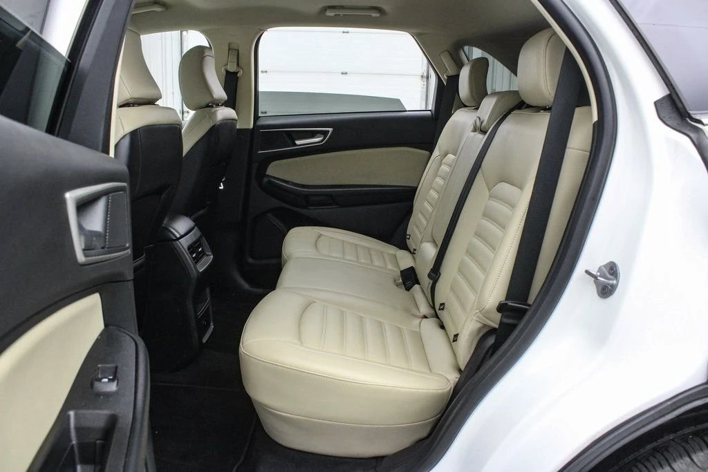 2023 Ford Edge - Image 19 of 21