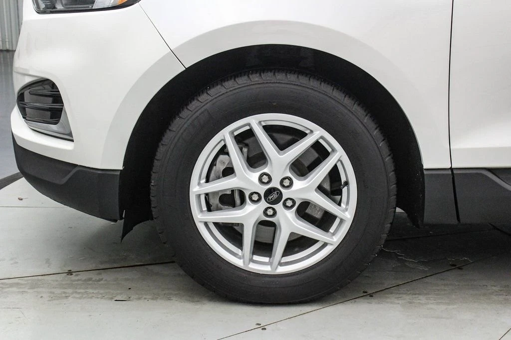 2023 Ford Edge - Image 11 of 21
