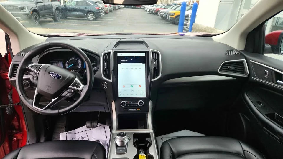 2023 Ford Edge - Image 11 of 20