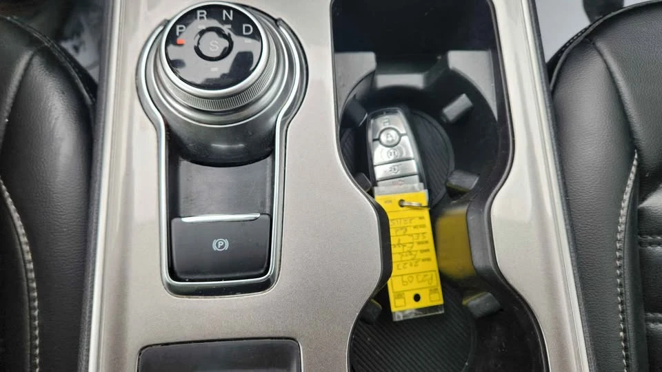 2023 Ford Edge - Image 19 of 20