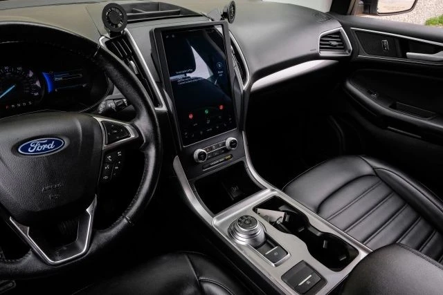 2023 Ford Edge - Image 26 of 31