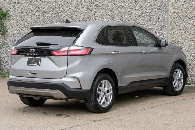 2023 Ford Edge - Image 9 of 31