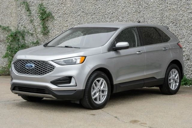 2023 Ford Edge - Image 5 of 31