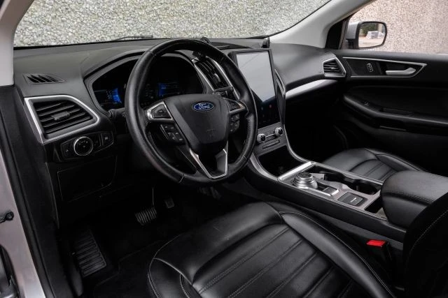 2023 Ford Edge - Image 3 of 31