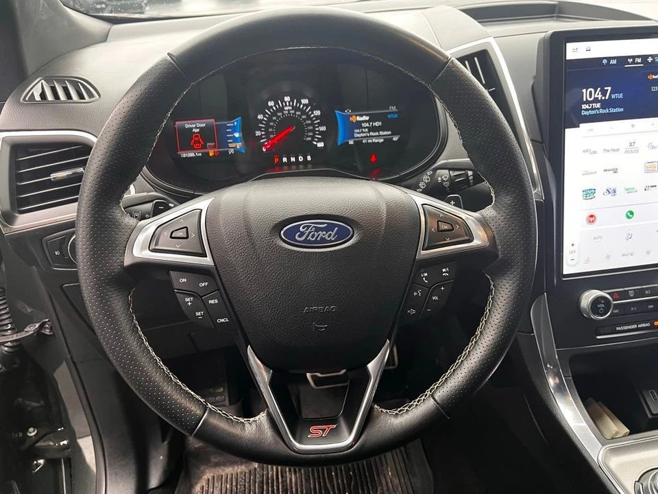 2023 Ford Edge - Image 11 of 12