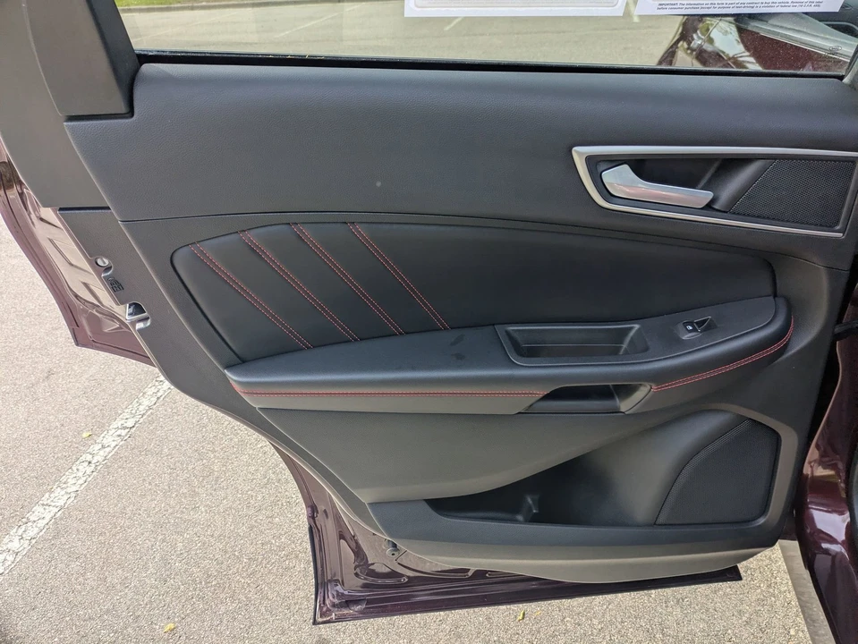 2023 Ford Edge - Image 31 of 31