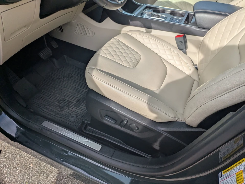 2023 Ford Edge - Image 13 of 21