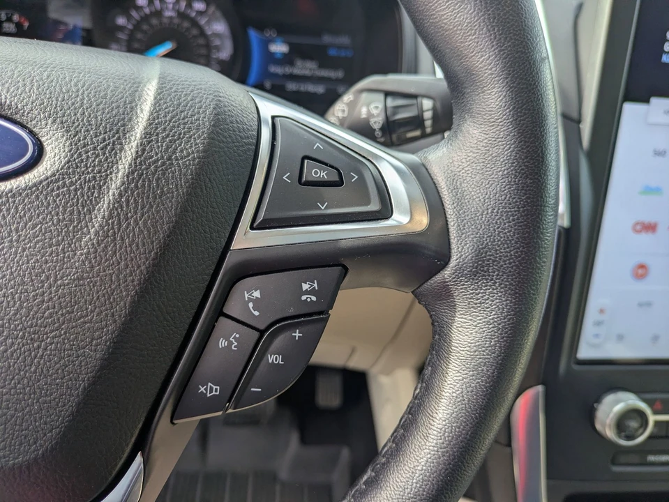 2023 Ford Edge - Image 19 of 21
