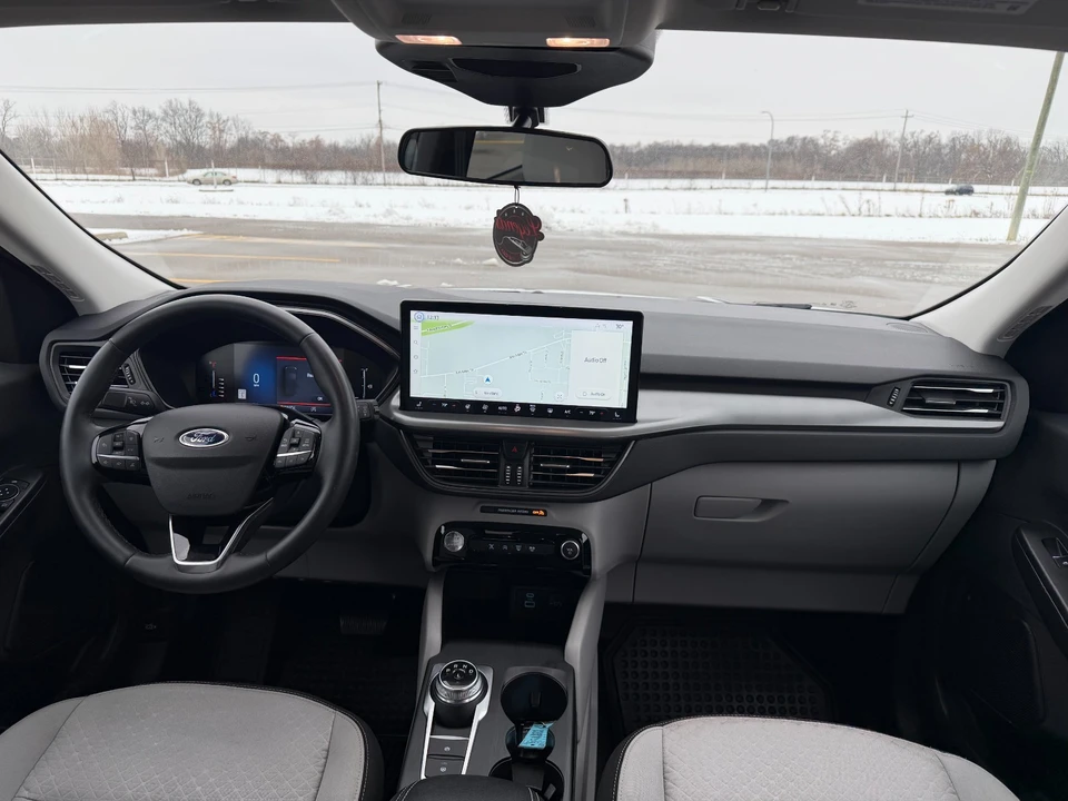 2023 Ford Escape - Image 16 of 21