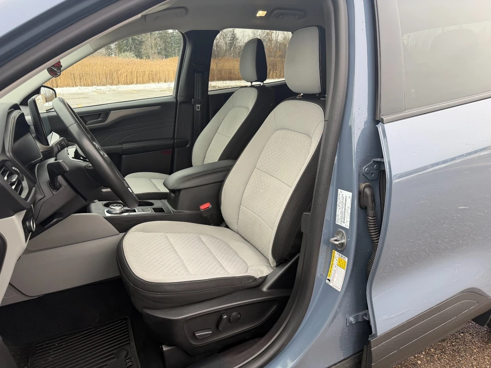 2023 Ford Escape - Image 11 of 21