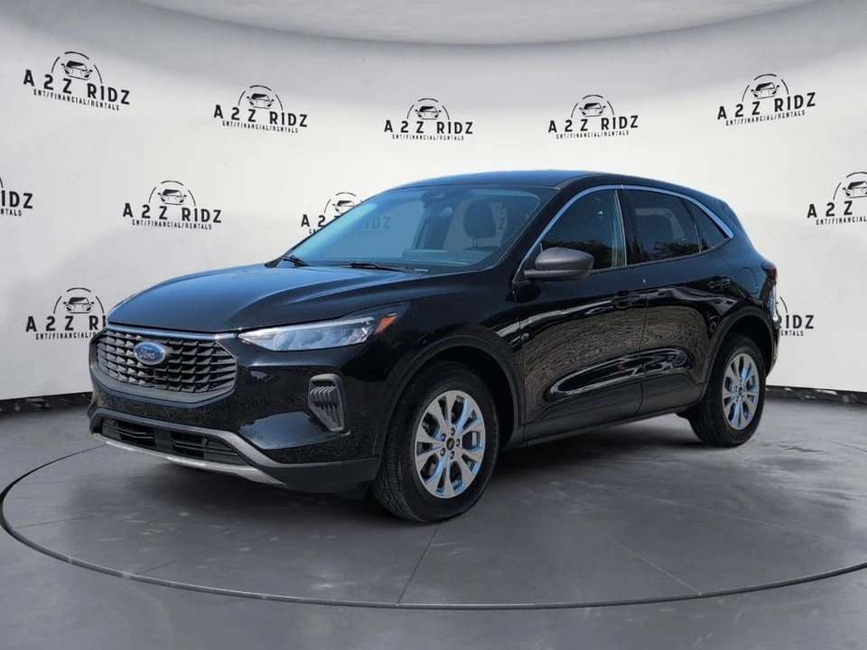 2023 Ford Escape - Image 3 of 25