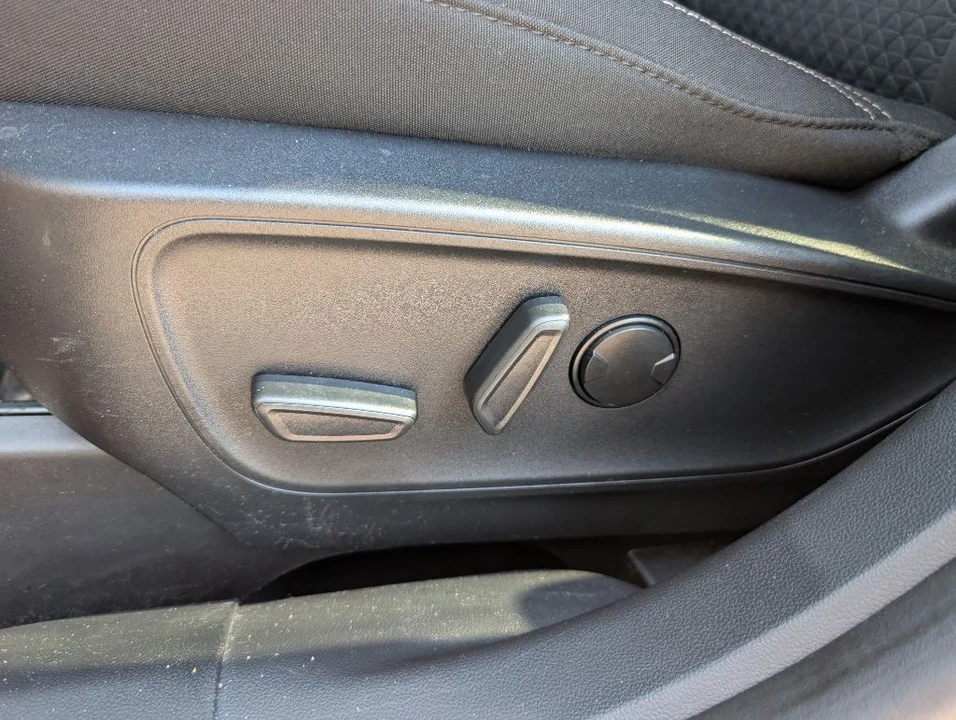 2023 Ford Escape - Image 10 of 25