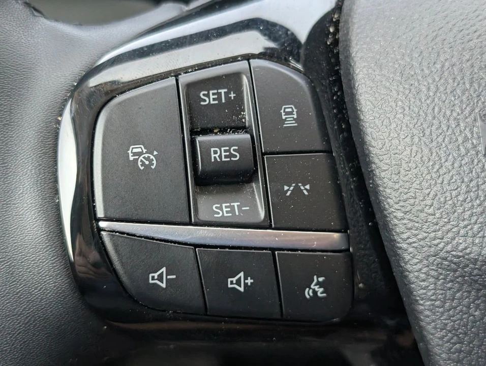 2023 Ford Escape - Image 14 of 25