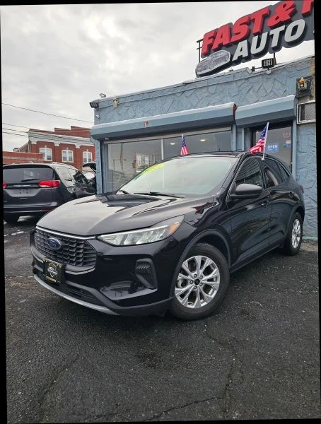 2023 Ford Escape - Image 4 of 12