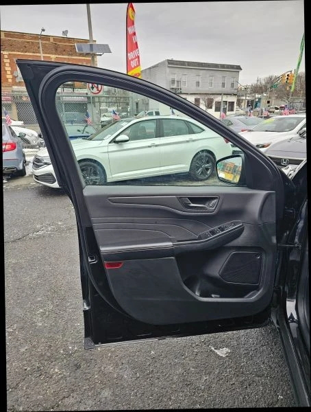 2023 Ford Escape - Image 12 of 12
